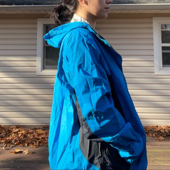Columbia rain jacket/coat - Picture 7 of 7